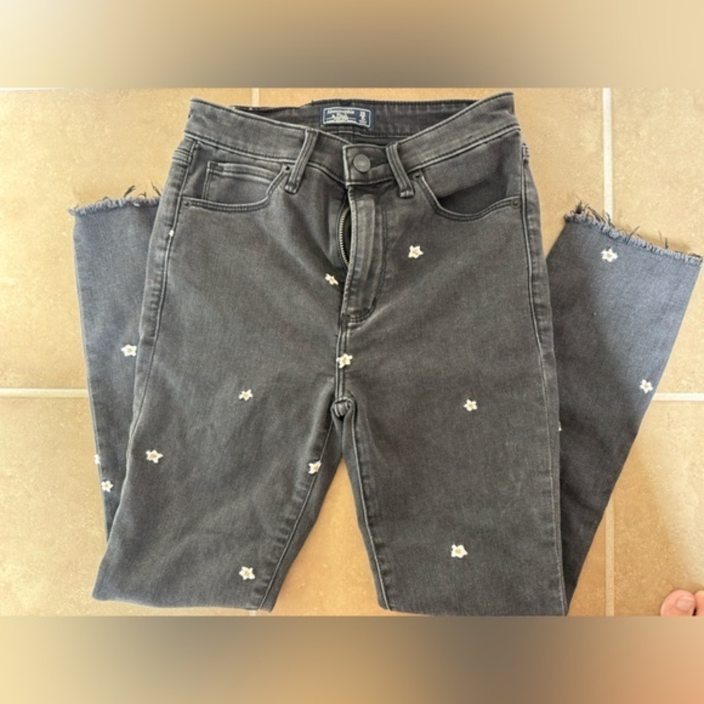 Abercrombie & Fitch Embroidered Jeans